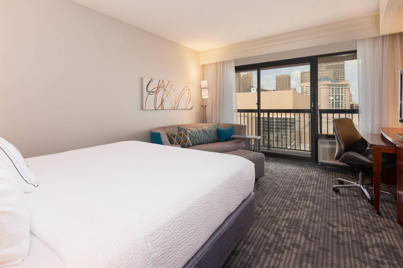 Courtyard By Marriott Oklahoma City Downtown Exterior photo