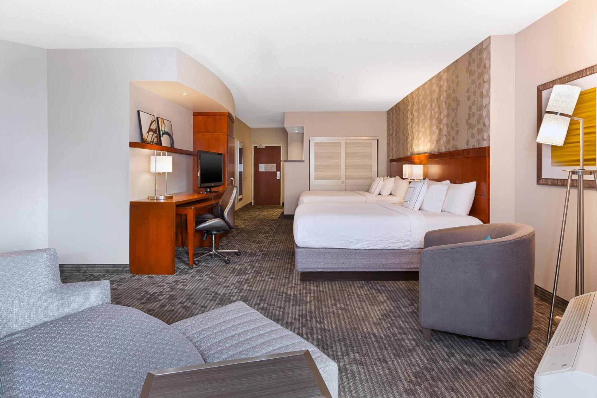 Courtyard By Marriott Oklahoma City Downtown Exterior photo