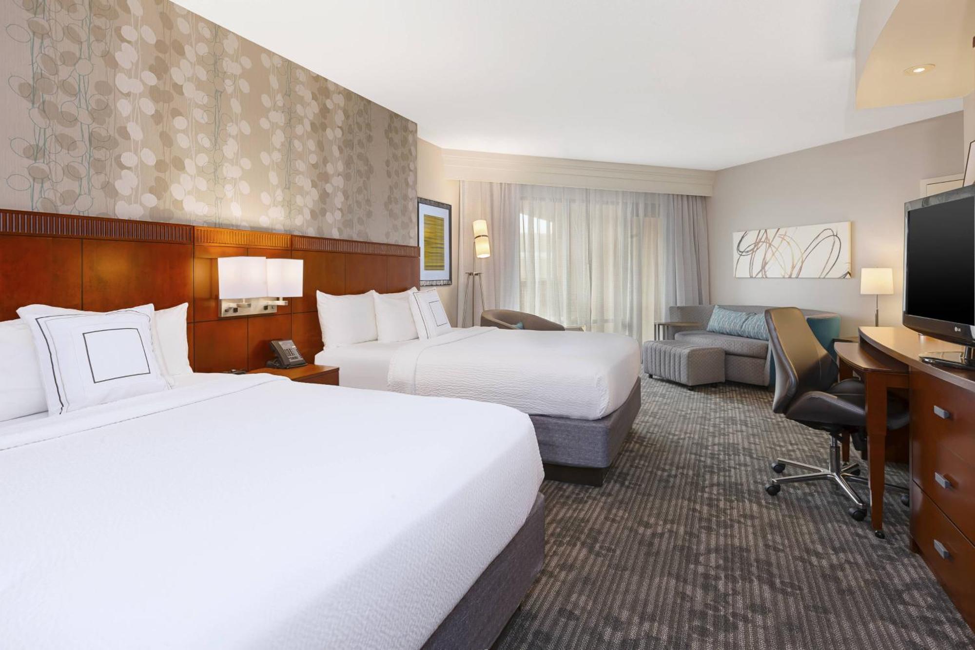 Courtyard By Marriott Oklahoma City Downtown Exterior photo