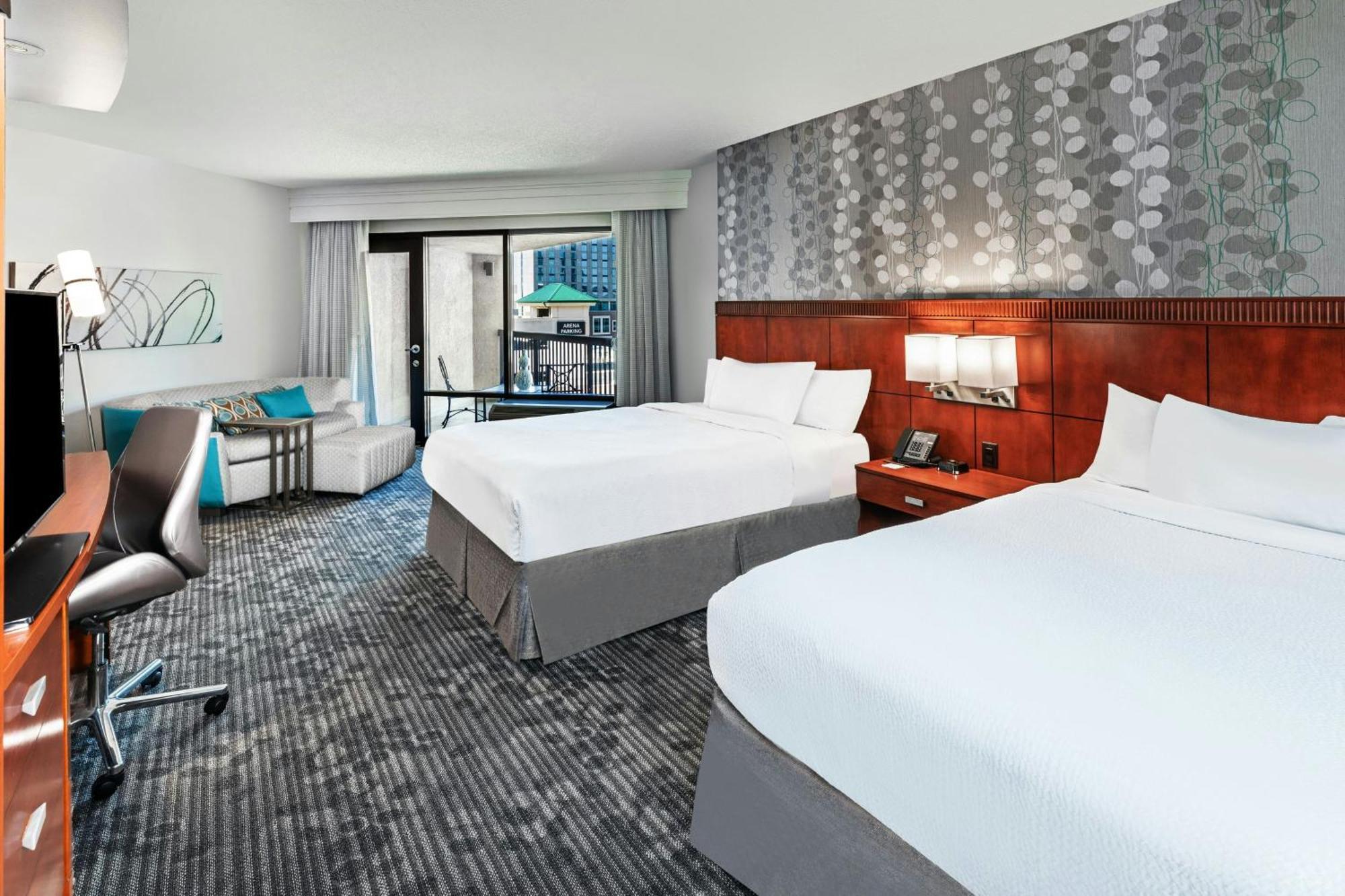 Courtyard By Marriott Oklahoma City Downtown Exterior photo